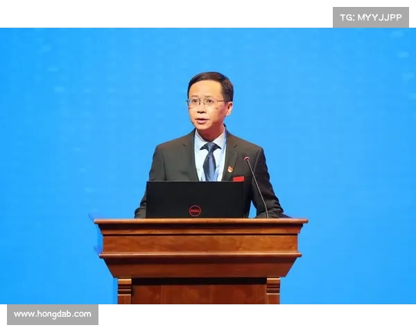 举报风波持续发酵:学院书记被撤职,相关人员遭到严肃处分(举报学院党委书记) 举报风波持续发酵:学院书记被撤职,相关人员遭到严肃处分(举报学院党委书记)